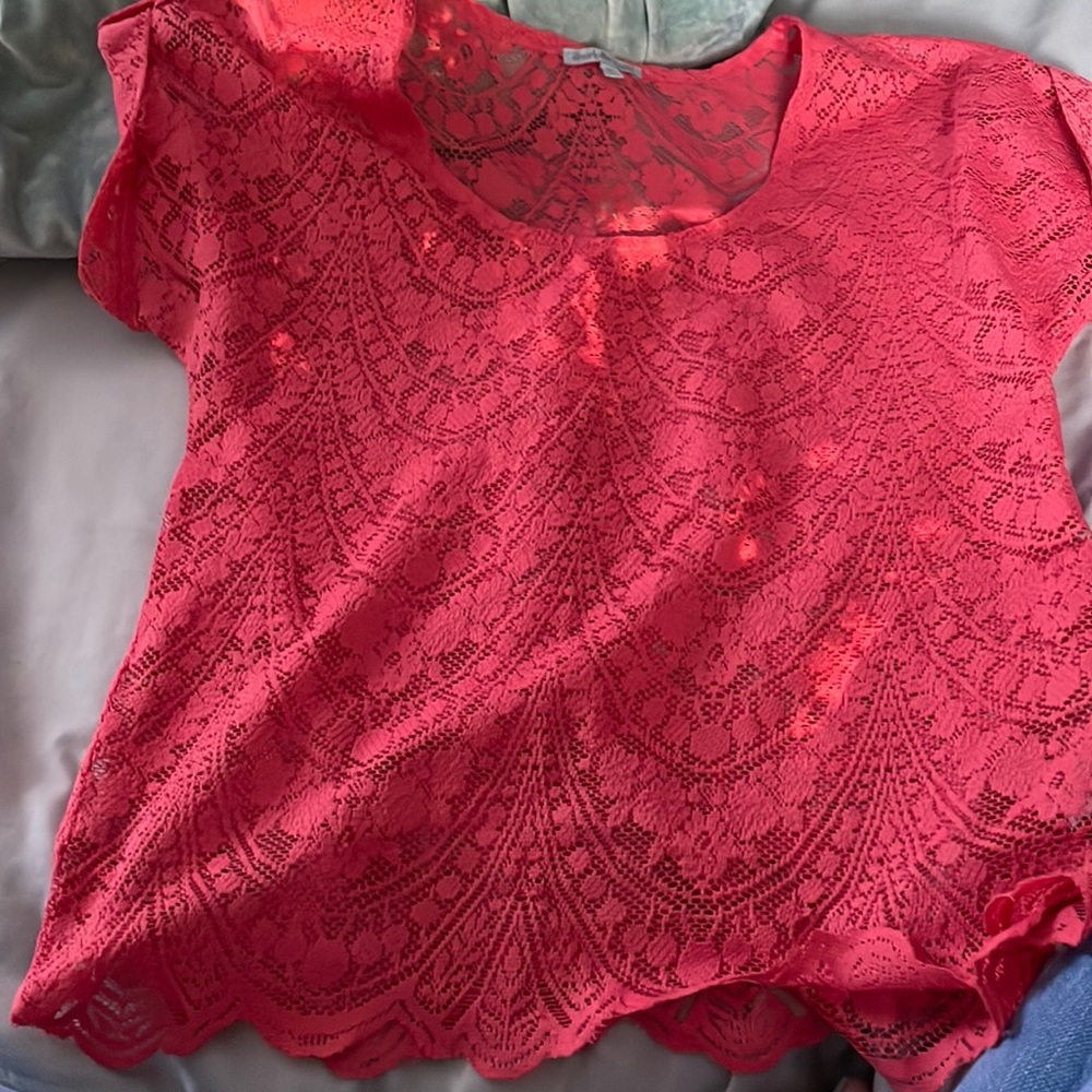 Blouse lace like size medium